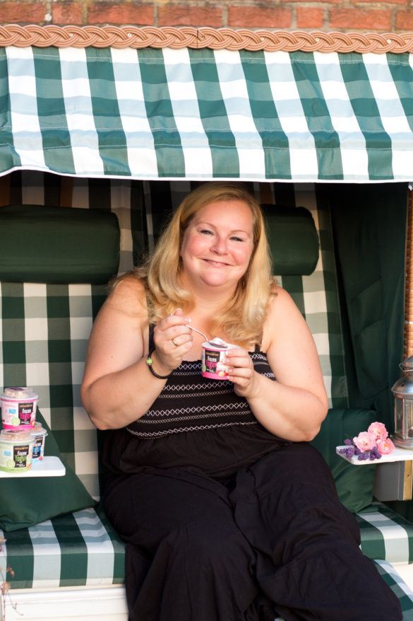 Sommerverlosung: Gewinne Frozen Yoghurt von Moevenpick und einen tollen Strandkorb