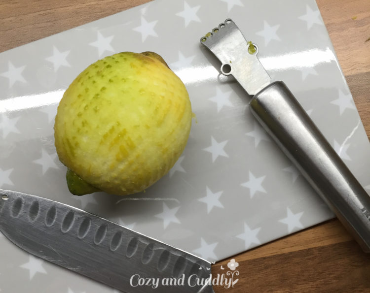 Adventskalender Tag19: Anleitung für Zitronen-Kokosöl-Peeling mit Etikett